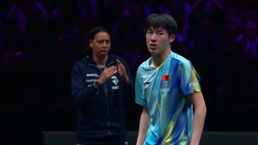 起势了！温瑞博超强相持连续追分打停勒布伦 眼神凶狠气势如虹