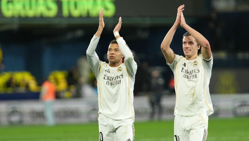 体坛联播｜皇马五连胜登西甲榜首，德约带伤迎大满贯400胜