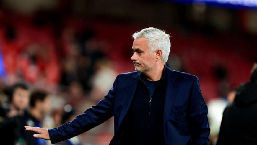 欧冠2连胜！62岁穆帅绝境自救：带队狂升10名 末轮踢皇马