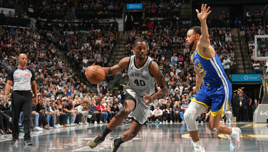 连场轰95分双杀马刺！库里49+9三分集锦：制胜两罚完成准绝杀