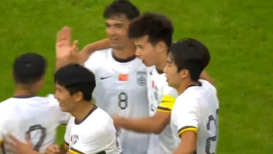 U22国足1-1白俄罗斯！21岁蓉城红星中柱+头槌救主 刘小龙争议送点