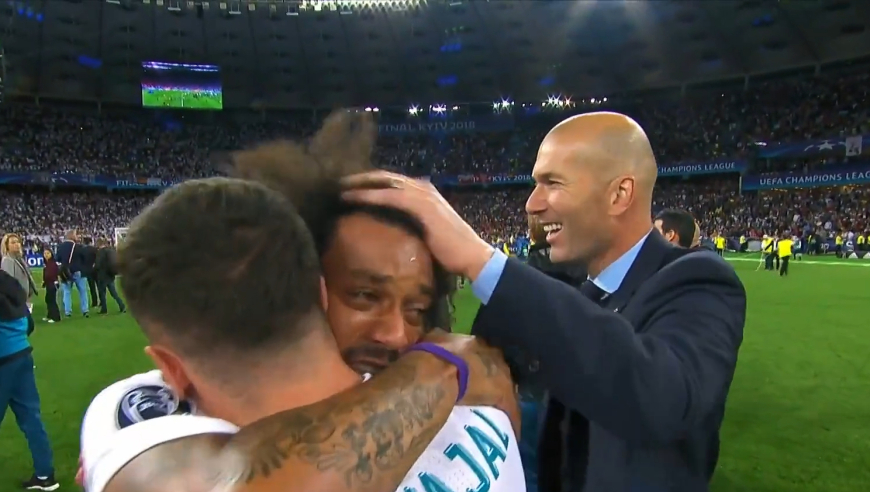 齐达内最艰难的赛季，完成最伟大的壮举，皇马彰显欧冠之王的美誉 