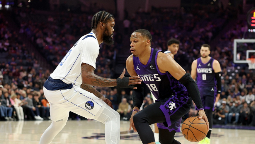 独行侠国王生死时刻：独行侠两罚全丢给机会 国王三次错失三分绝杀