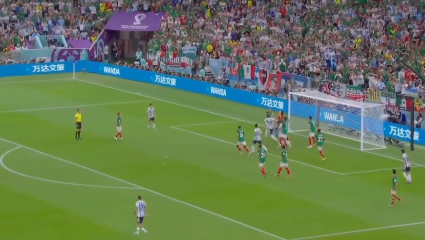 体坛记忆｜2022世界杯小组赛阿根廷vs墨西哥，梅西贴地斩首开僵局