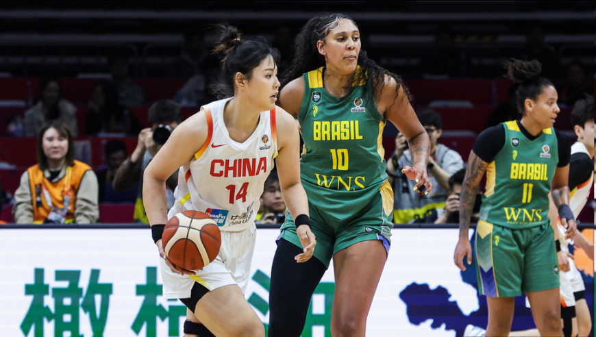 自己打不好怪宫鲁鸣？全场只中1球+4场拉胯，球迷：灾难级表现