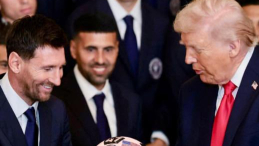 愤怒！梅西带队赴白宫接受特朗普接见，伊朗小球迷焚烧梅西球衣泄愤