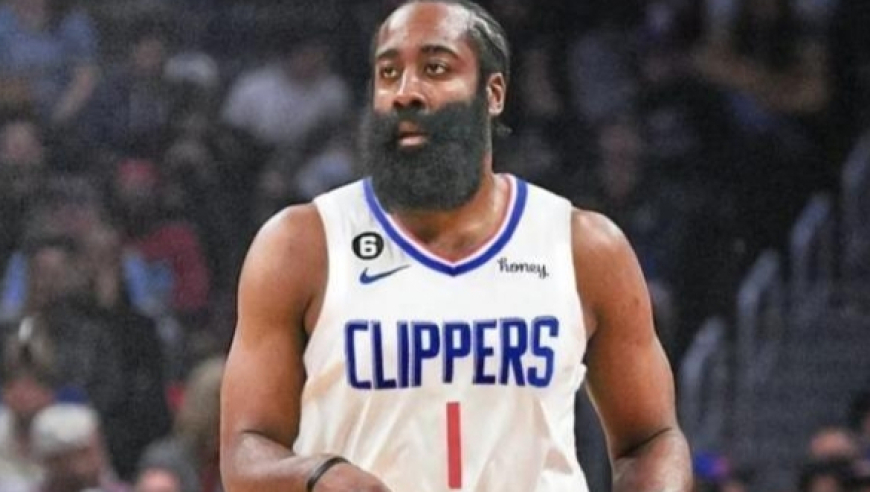 哈登本赛季命中47记三分，那库里、杜兰特、詹姆斯呢？