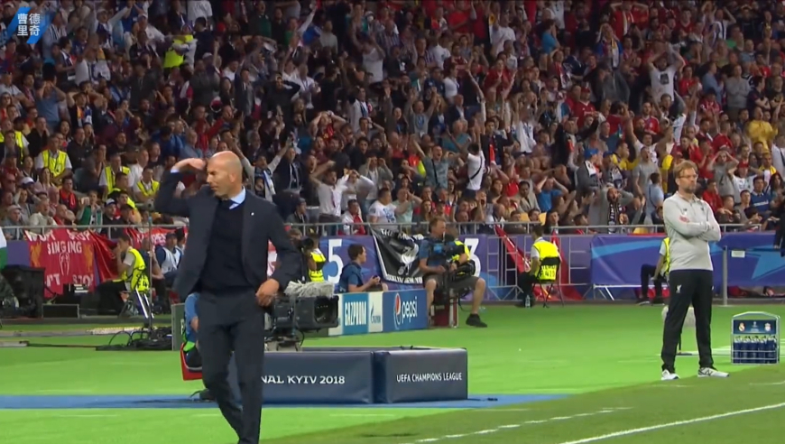 震惊足坛十大天秀过掉门将，每一个都精彩绝伦｜体坛记忆