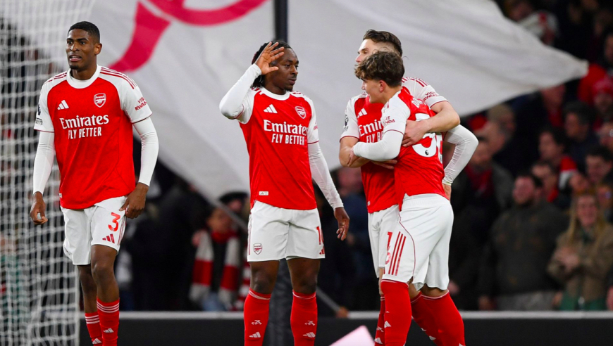 豪门悲喜夜：居莱尔后场吊射皇马4-1 阿森纳2-0 曼城1-1惨遭爆冷