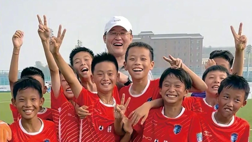 名记再批孙继海：你有啥权力不让孩子走 你若赢了中国足球就完了