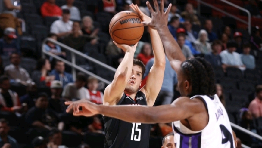 火箭库里！谢泼德大秀不讲理三分狂轰28分点燃全场，杜兰特看嗨了