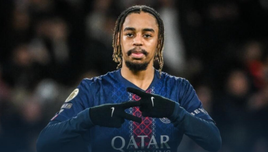 法甲-2分领跑！巴黎3-0梅斯，G&middot;拉莫斯传射，杜埃3分钟闪击