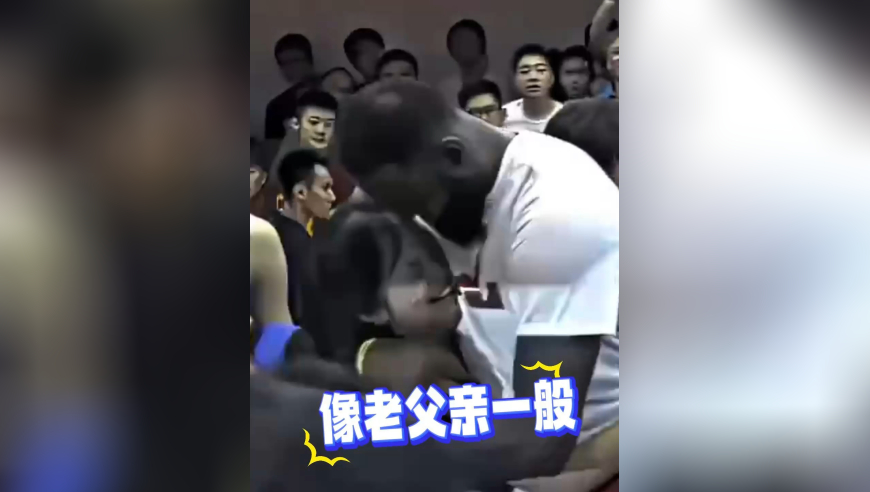 詹姆斯又要中国行了！昔日火爆画面仍在，球迷集体狂奔！只为看偶像一眼