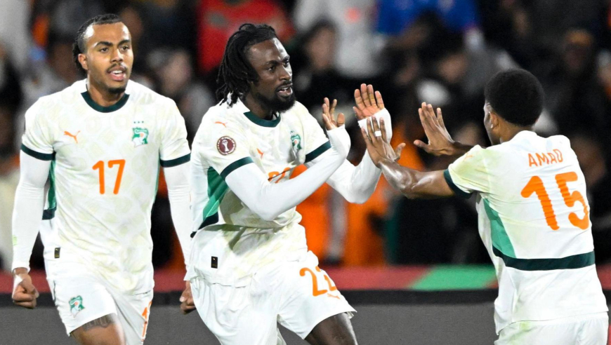 真刺激！慢镜还原非洲杯让二追三补射绝杀全过程，科特迪瓦疯狂庆祝