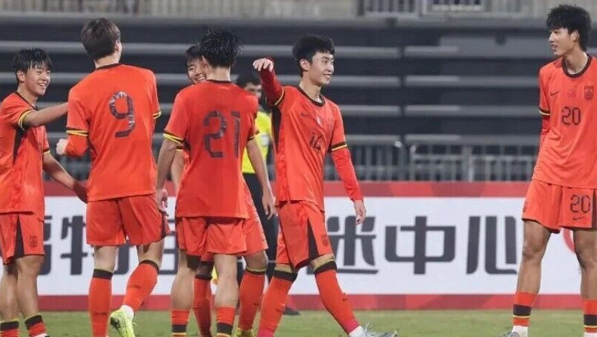 5战5胜，进42球丢0球，这支“国足”真不一样？