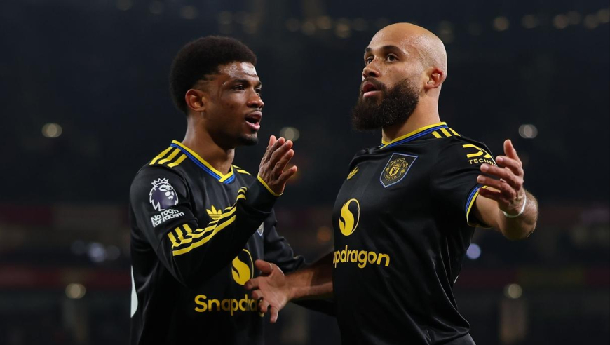 随着阿森纳2-3曼联，切尔西3-1，维拉2-0，英超最新积分榜出炉