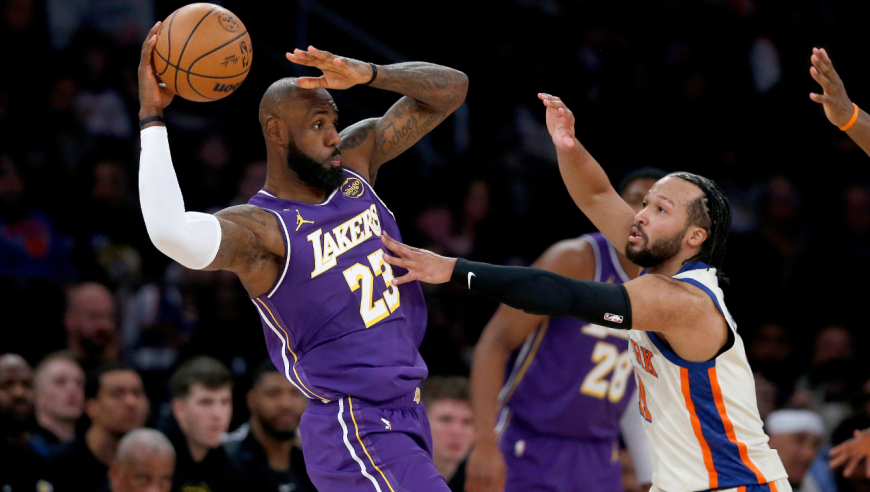 【集锦】湖人100-112尼克斯 东詹合砍52分不敌尼克斯全民皆兵