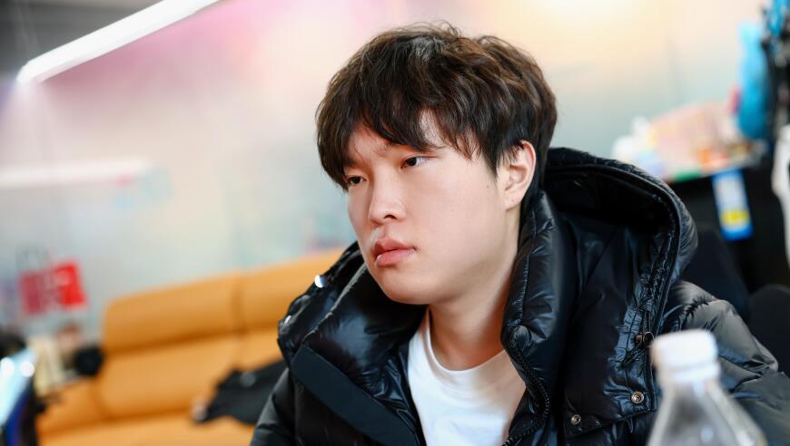 BLG发布队员训练返图：收假啦！全员集结完毕，努力训练