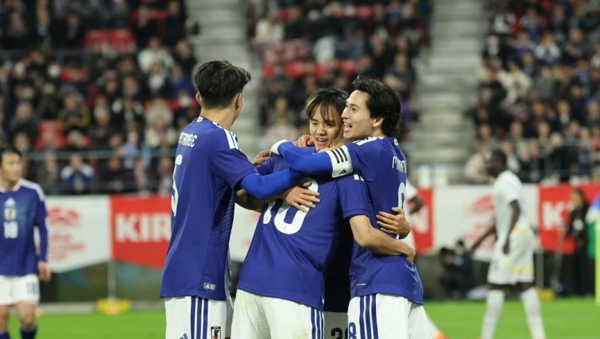 完胜！日本2-0战胜加纳，南野拓实、堂安律破门