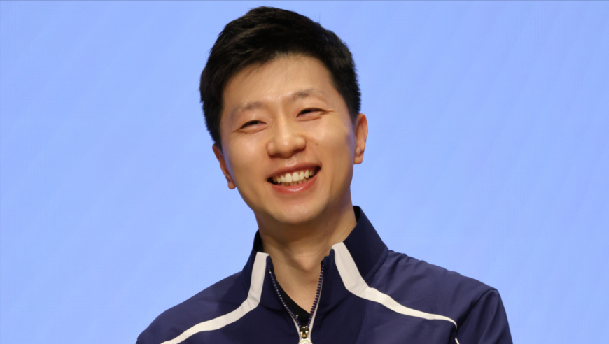 霍启刚追问马龙：叫你龙队还是马龙？龙队一句话情商拉满