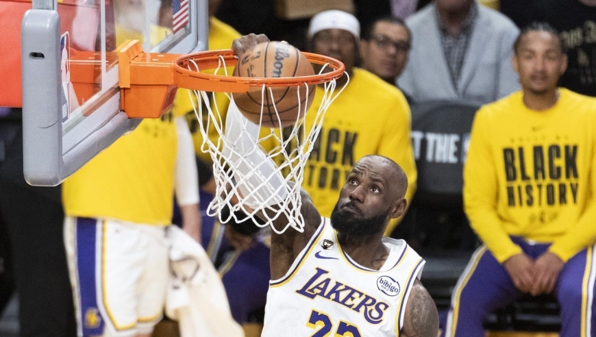 111-89！凯尔特人双杀湖人，布朗32+8+7，詹姆斯43000分里程碑，东契奇25+5