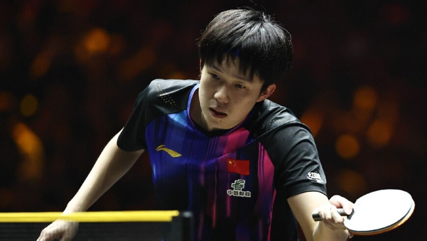 从0-2到4-3！王楚钦连扳3局惊天逆转，跻身香港总决赛八强