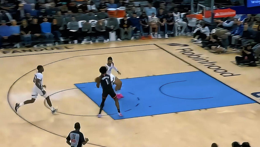 较上劲了！灰熊连拿5分迫近分差 火箭回应9-0阿门汤普森连杀篮下