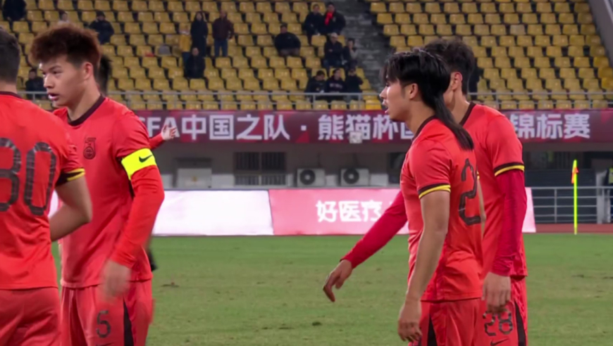 0-0！国足U22被逼平，汪士钦遭争议红牌，韩国VS越南，决定谁夺冠