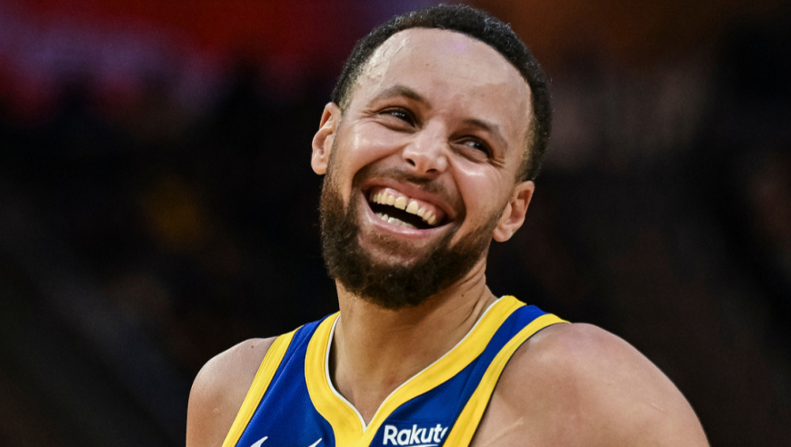 库里vs爵士31分集锦：6记三分+第三节狂轰20分助勇士一波定胜局