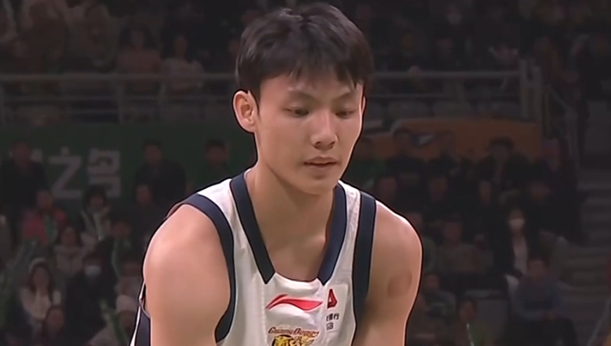 广东宏远今日早报！徐杰重回国家队，朱芳雨回购徐昕，麦考尔将复出