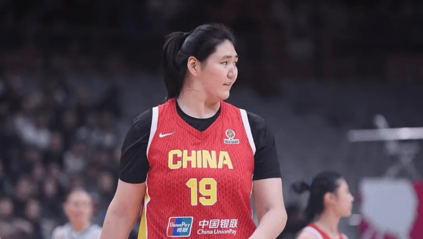 20+11硬刚欧洲冠军，张子宇独木难支，仍撑起中国女篮尊严 | 上场
