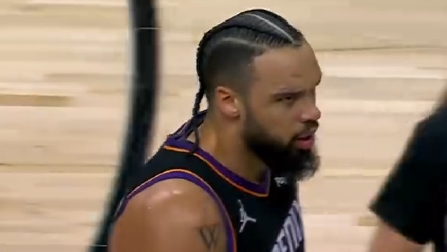 脑溢血！斯玛特上篮被帽狄龙三分轰进挑衅被驱逐 詹姆斯丢关键罚球