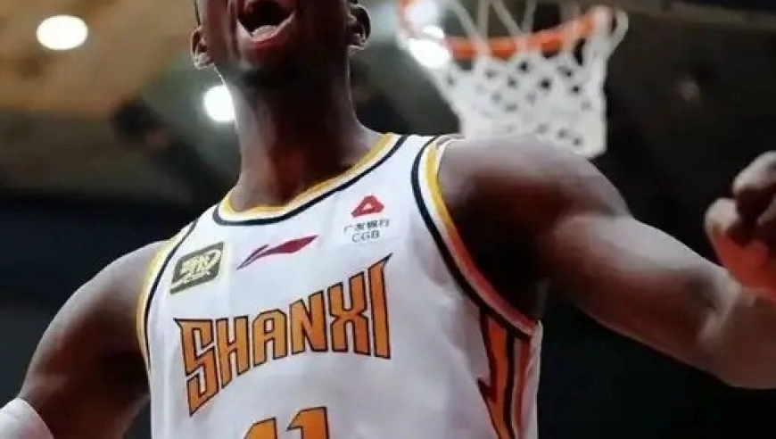 4外援集体炮轰！CBA成&ldquo;擒抱联赛&rdquo;，主教练教唆伤人？中青报怒批：不是法外之地