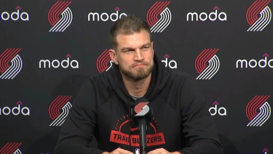 开拓者主帅谈下放：杨瀚森态度很棒也很职业 跟队跑一跑出出汗挺好