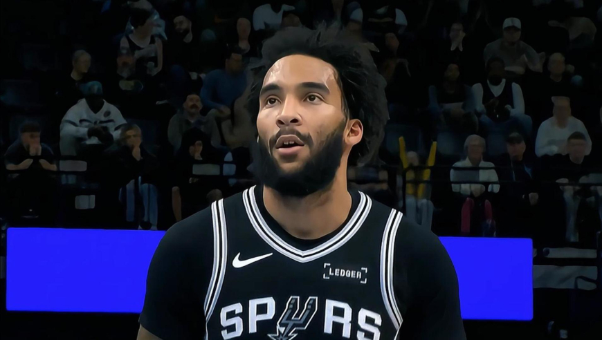 又要超神？马刺尚帕尼vs灰熊首节单节轰15分：4记三分+三罚全中