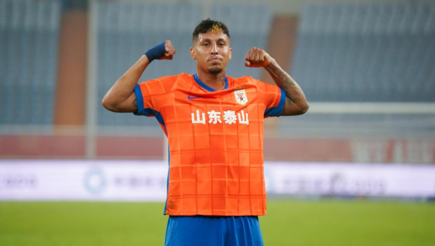 三连胜！泰山3-2西海岸：克雷桑破球荒神级任意球建功瓦科凌空斩