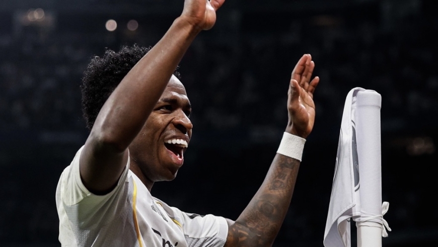 足坛一夜动态：欧冠16强出炉皇马双杀晋级 尤文加时出局 C罗965球