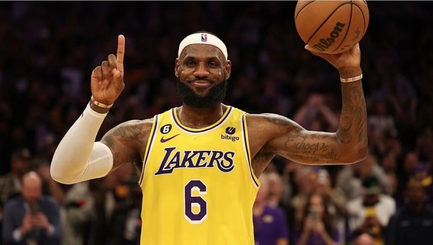 NBA史上最大丑闻：教练球员勾结黑手党赌博牟利，勒布朗·詹姆斯被卷入