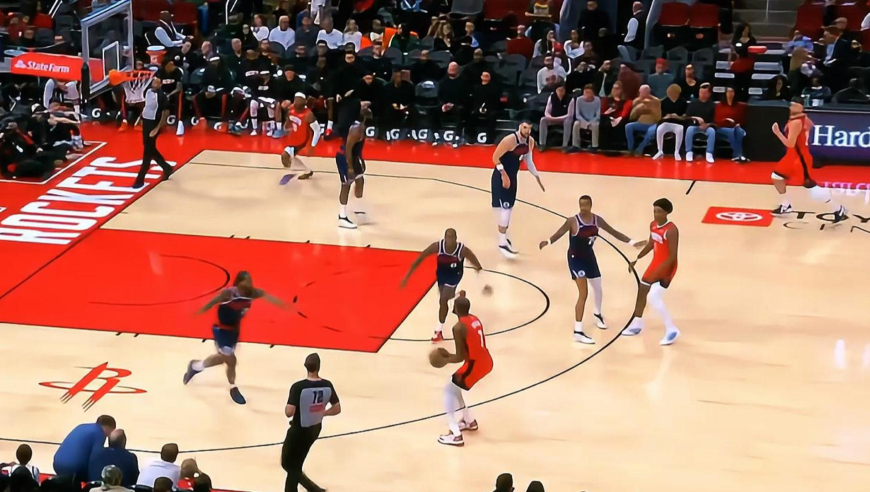 对轰！杜兰特与莱昂纳德对攻互相得分 申京空接助飞阿门汤普森