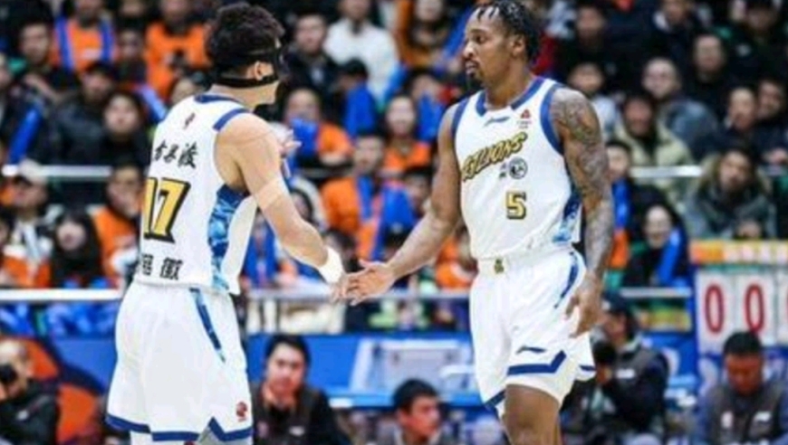 广厦恐怖双保险！16分钟26分碾压山东 CBA韦德让争冠失悬念？