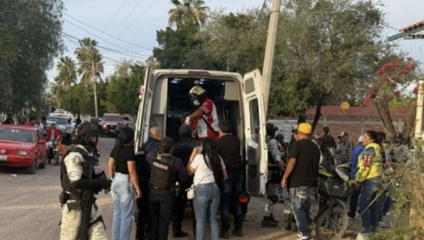 世界杯举办地球场遭枪击！8歹徒闯入扫射球员观众，联邦局：14人死亡