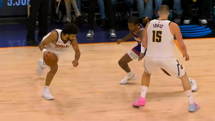 掘金太阳最后时刻：布克格林联手反扑一度追平 约基奇中距离绝杀