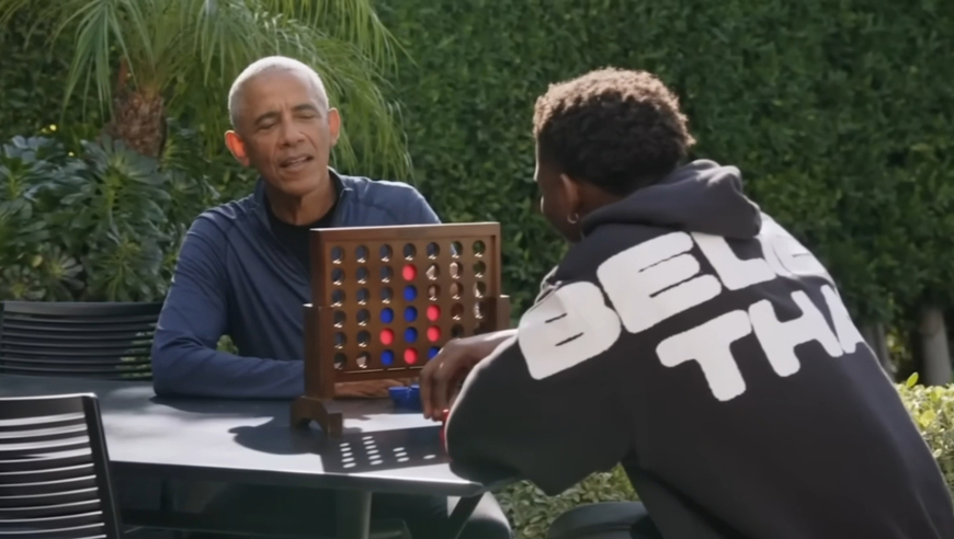 真是梦幻联动了！奥巴马会见华子 两人玩乒乓球+篮球+下棋