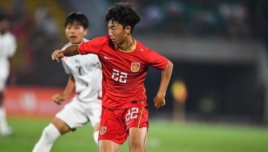 广州恒大曾给9岁万项开合同！违约金1亿 董路惊了：以为最多500万