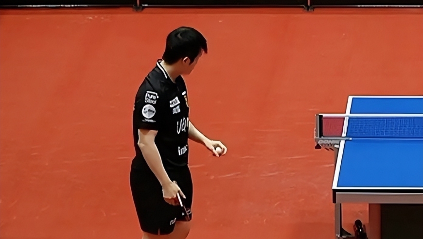 樊振东1-3阿吉雷！全场被对手冲击非常难受，打得还是太保守了！
