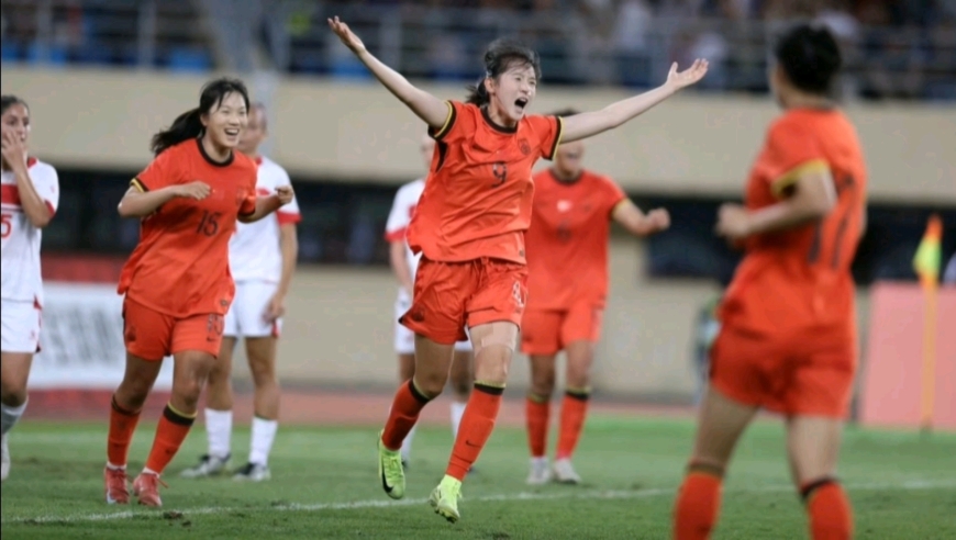 进球盛宴！U20亚预赛中国女足8-0狂胜黎巴嫩，全场沸腾庆祝