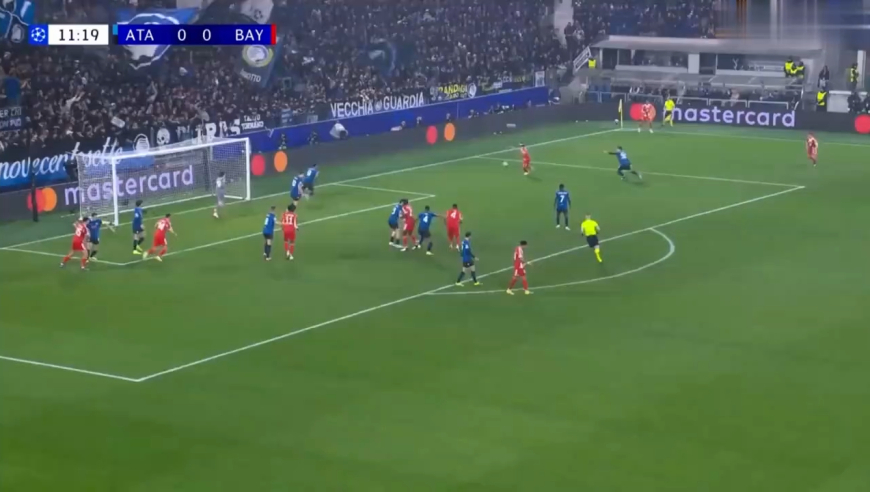 踢疯了！慢镜还原拜仁6-1狂胜亚特兰大全过程，全场沸腾！