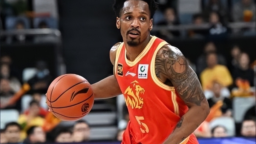 疯狂一夜！上海广厦全被爆冷，徐昕两双广州险胜青岛，CBA冠军19连败