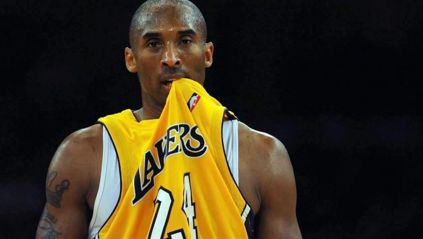 曼巴的最后一冠！10年科比十佳球：单臂极限空接+读秒绝杀国王