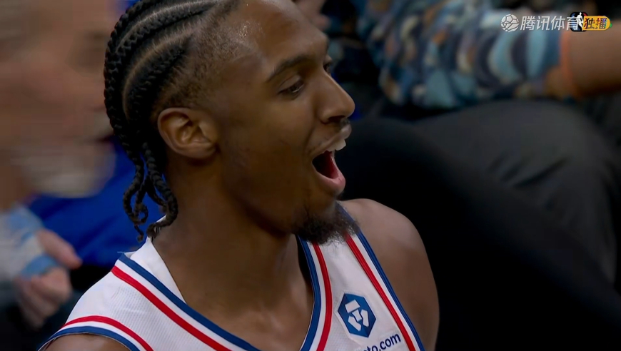 就怕对比！莫兰特喋喋不休吃T送罚球 马克西折叠神仙三分几乎压哨